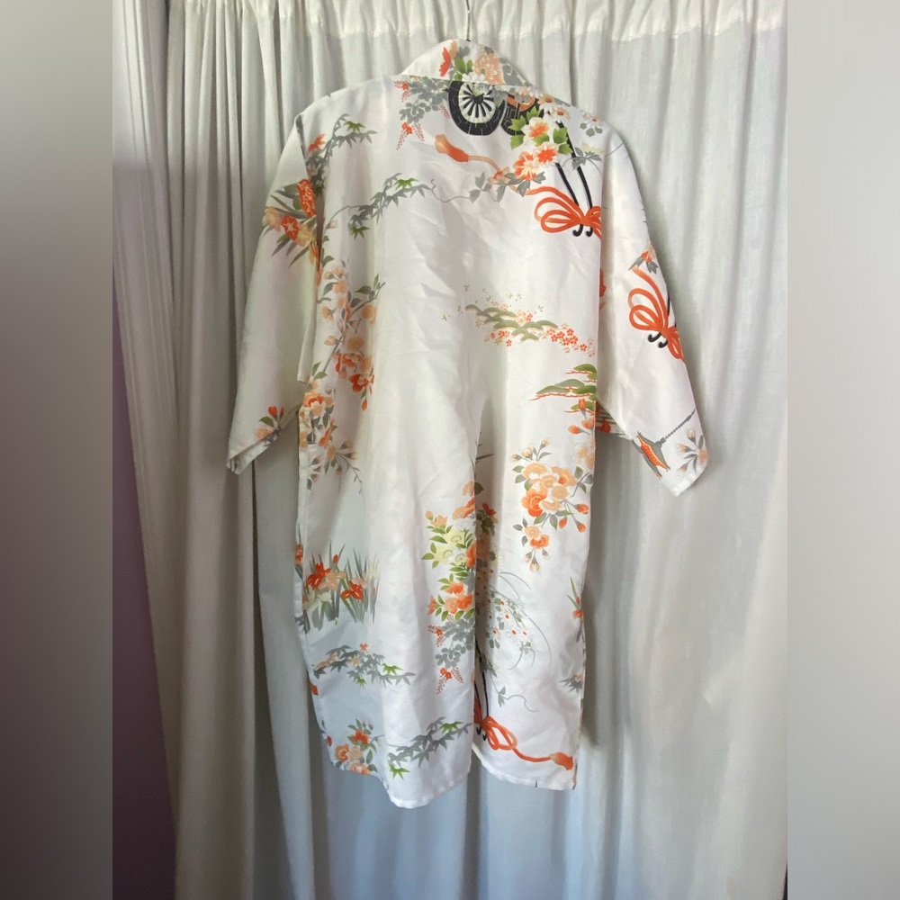 Ichiban Japanese Kimono 👘
Unisex size Medium - Picture 8 of 8
